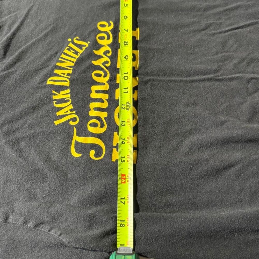 District Men's Black and Grey T-shirt - Picture 6 of 6